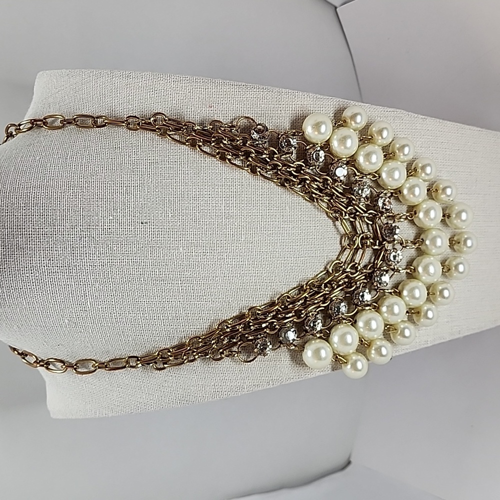 VTG Netting Style Faux Pearl Rhinestone Statement Necklace